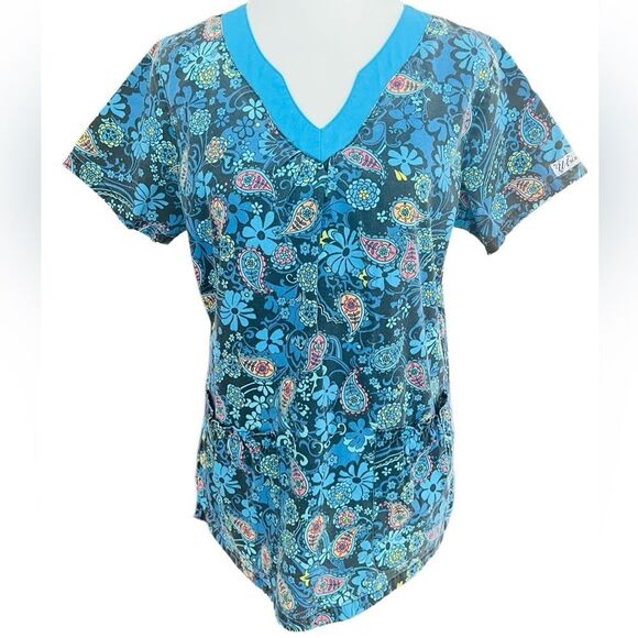 (2) UA Women’s Scrub tops, set of (2), size small. - Picture 1 of 8